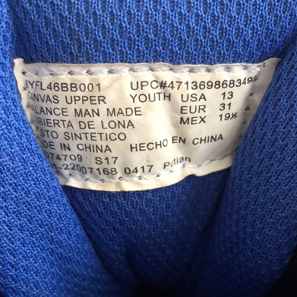 Sneakers - Picture 5 of 6